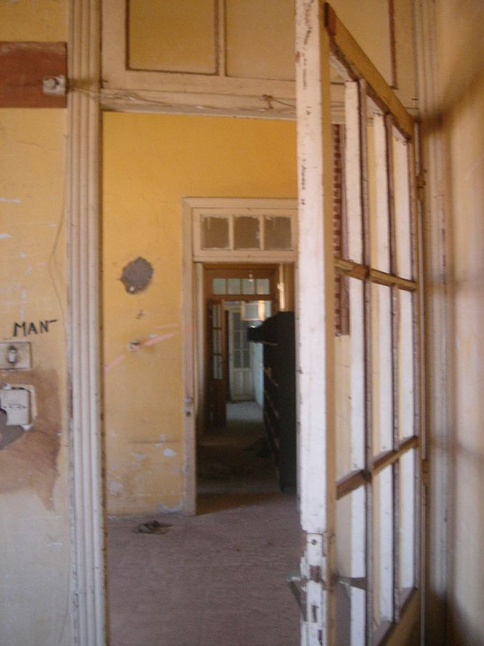 История самого тонкого дома в мире История самого тонкого дома в мире