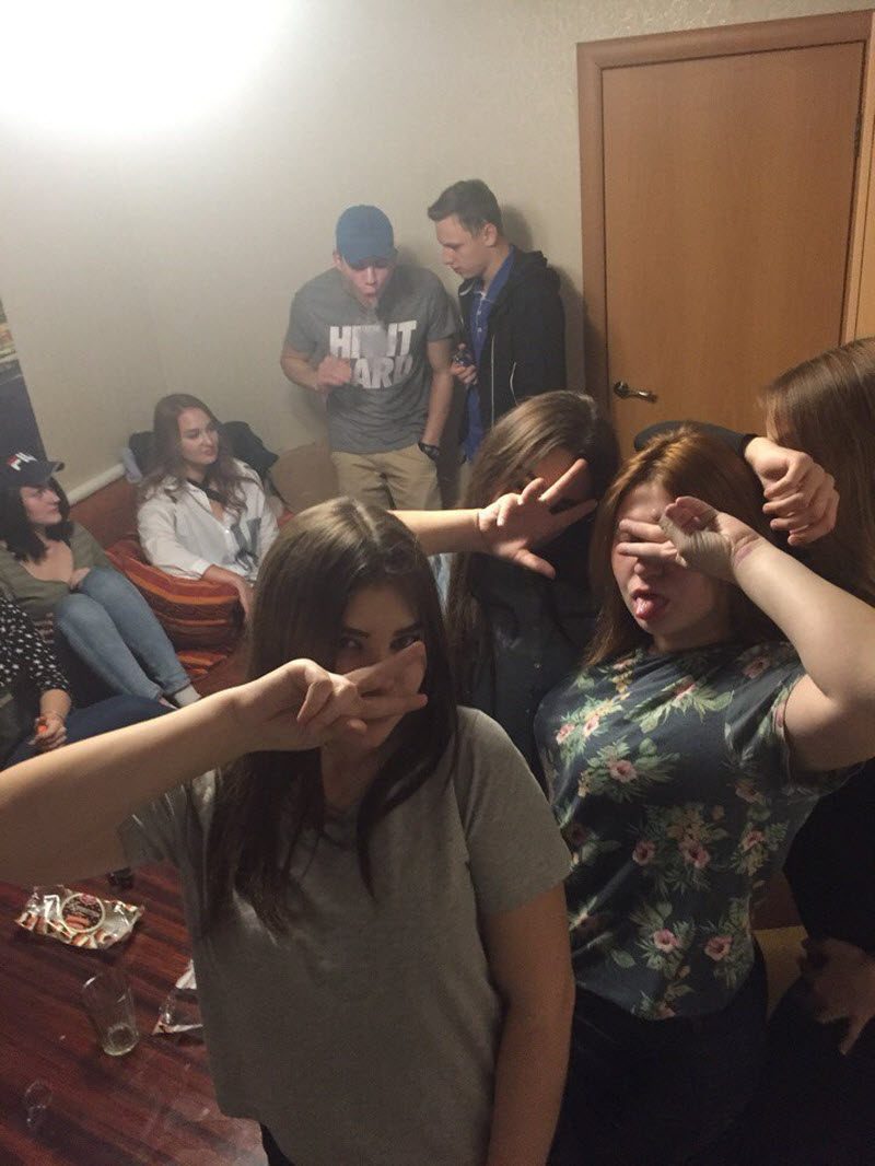 Забавы молодых: пьянки, гулянки, вписки