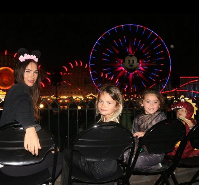 Меган Фокс показала фотографии сыновей — на мальчиков они не похожи