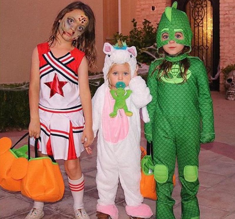 Меган Фокс показала фотографии сыновей — на мальчиков они не похожи