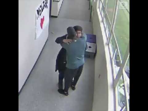 Школьный стрелок и обнимашки физрука