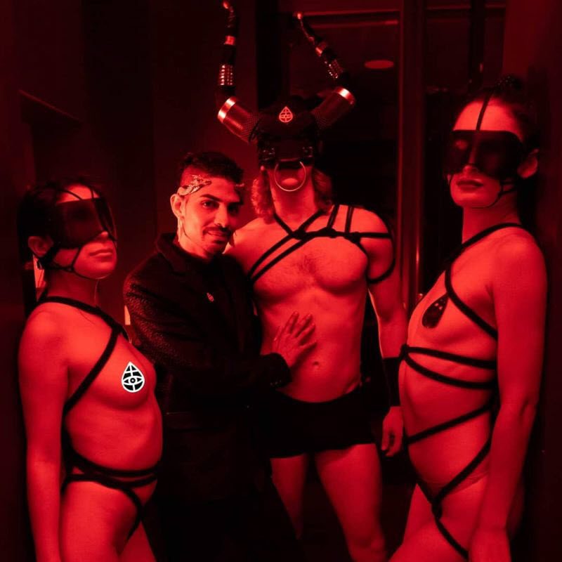 Внутри самого элитного в мире секс-клуба, где резвятся голливудские звезды и олигархи