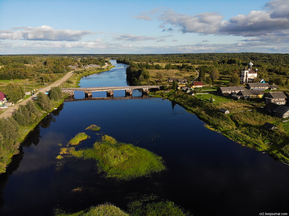 Старинный мост в Архангельской области Старинный мост в Архангельской области