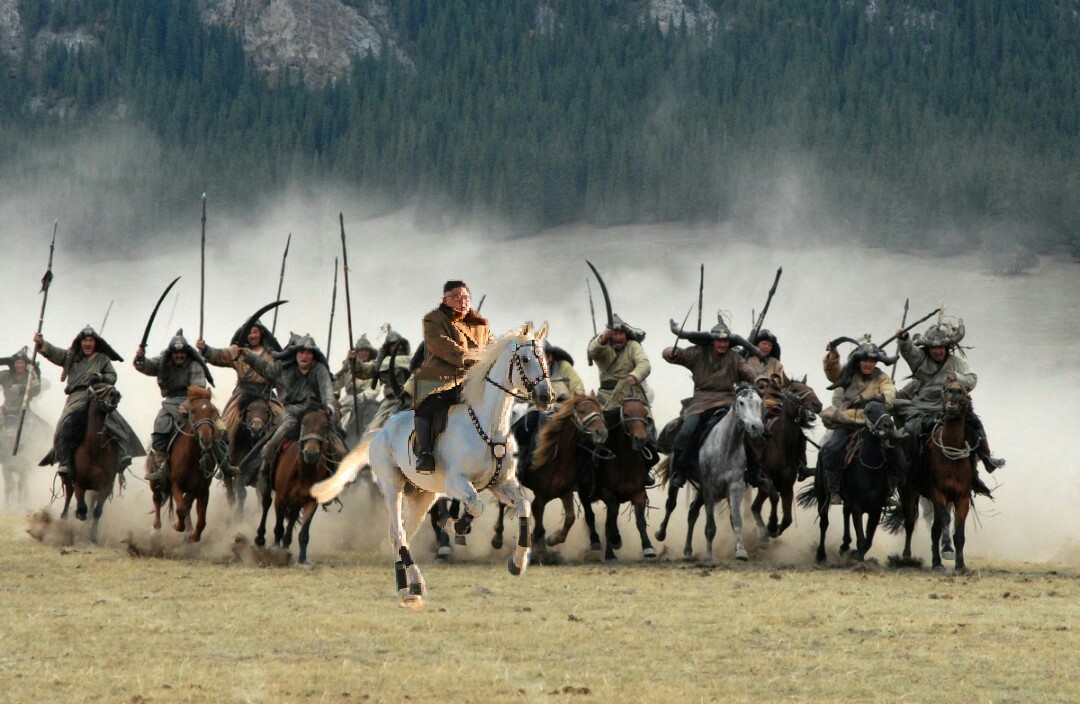 Ким Чен Ын прокатился на коне и стал героем фотожаб