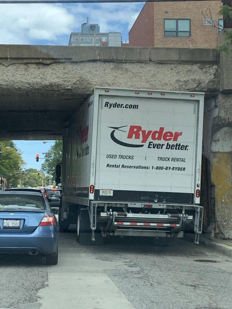 Бывают в жизни огорчения