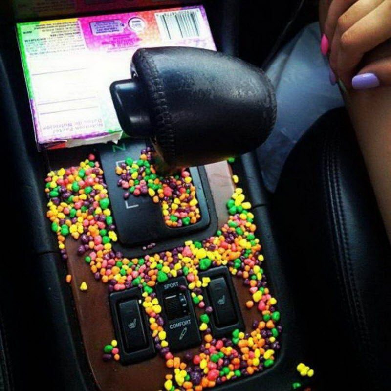 Бывают в жизни огорчения