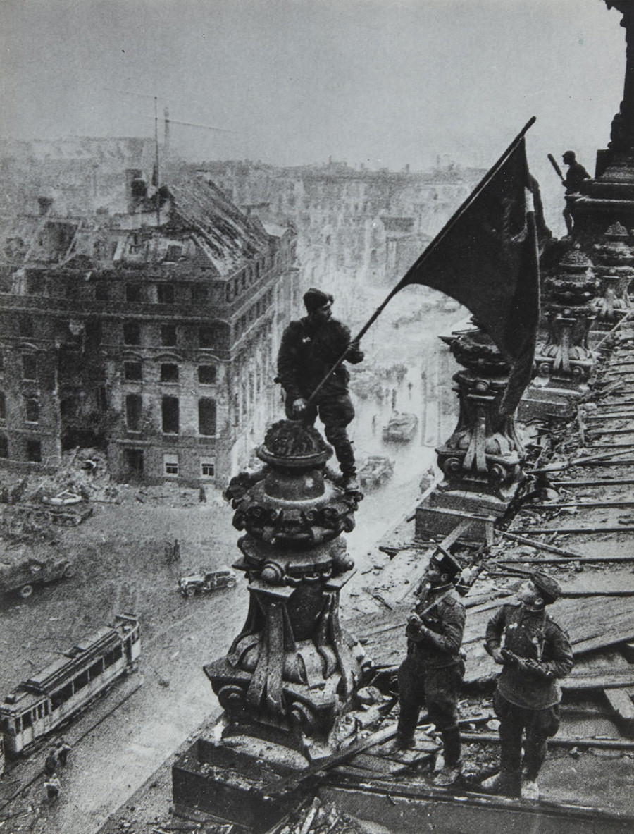 Самые дорогостоящие советские фотографии Самые дорогостоящие советские фотографии