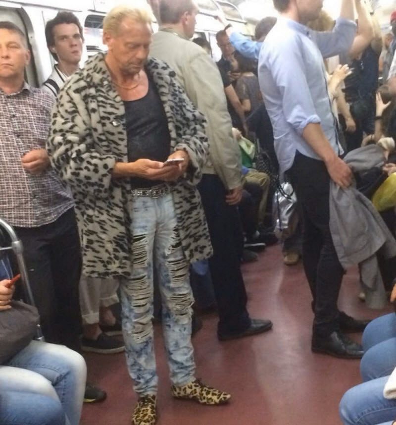 Модники из российского метрополитена