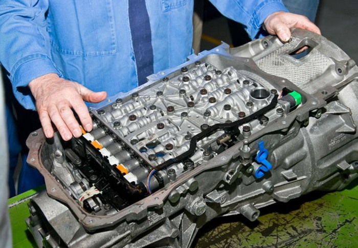 Минусы автомобиля с автоматической коробкой передач Минусы автомобиля с автоматической коробкой передач