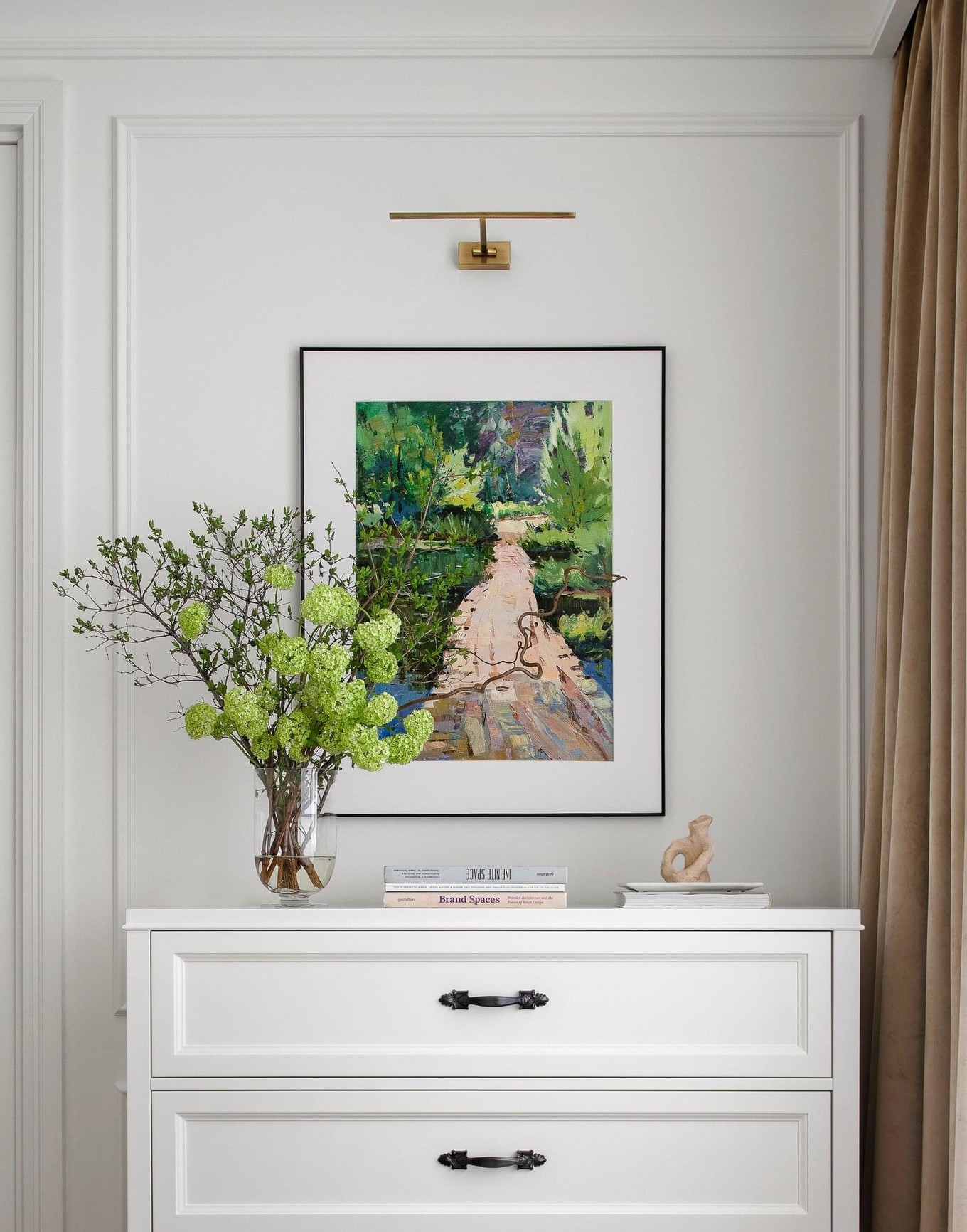 Интерьер квартиры для молодой женщины Интерьер квартиры для молодой женщины