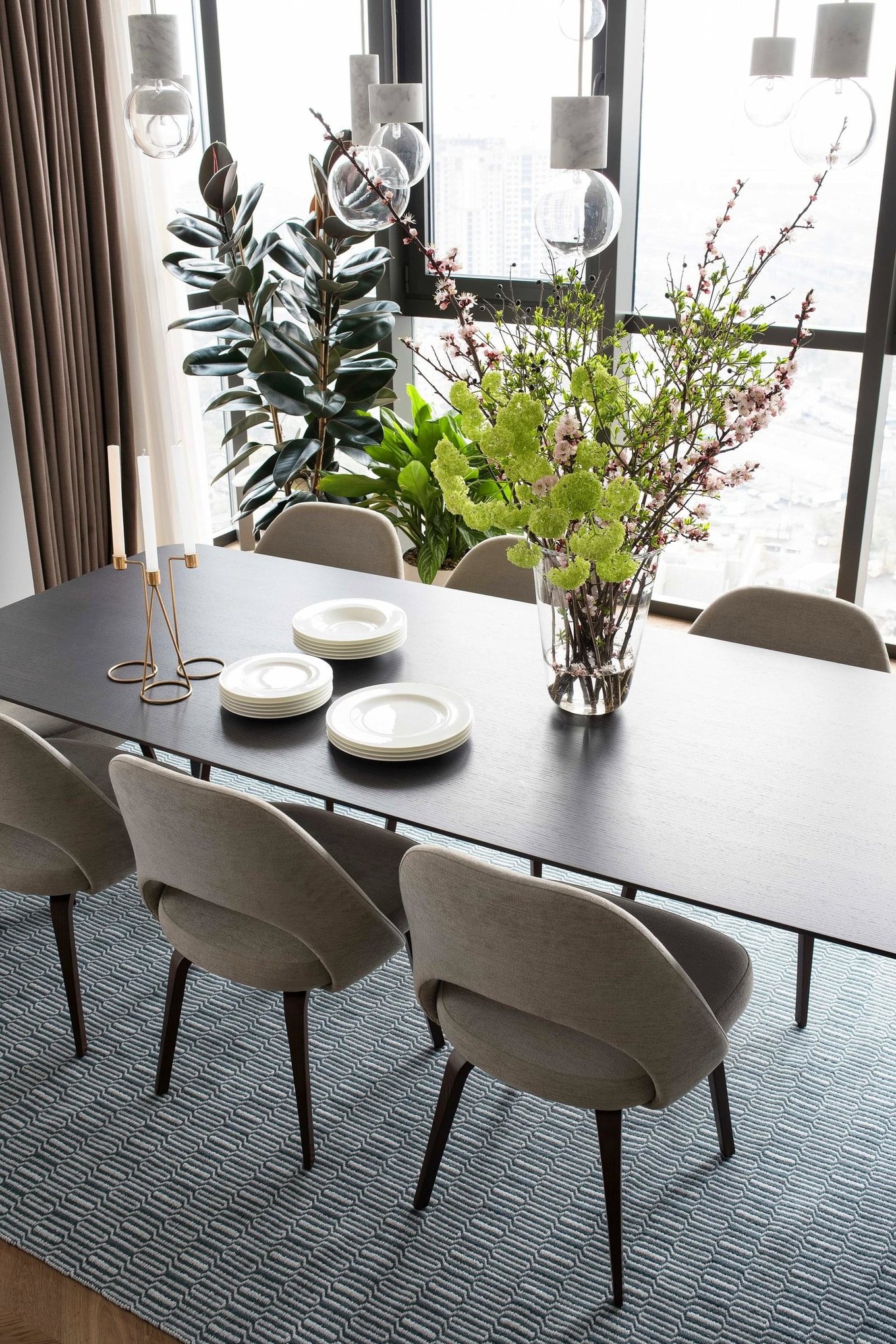 Интерьер квартиры для молодой женщины Интерьер квартиры для молодой женщины