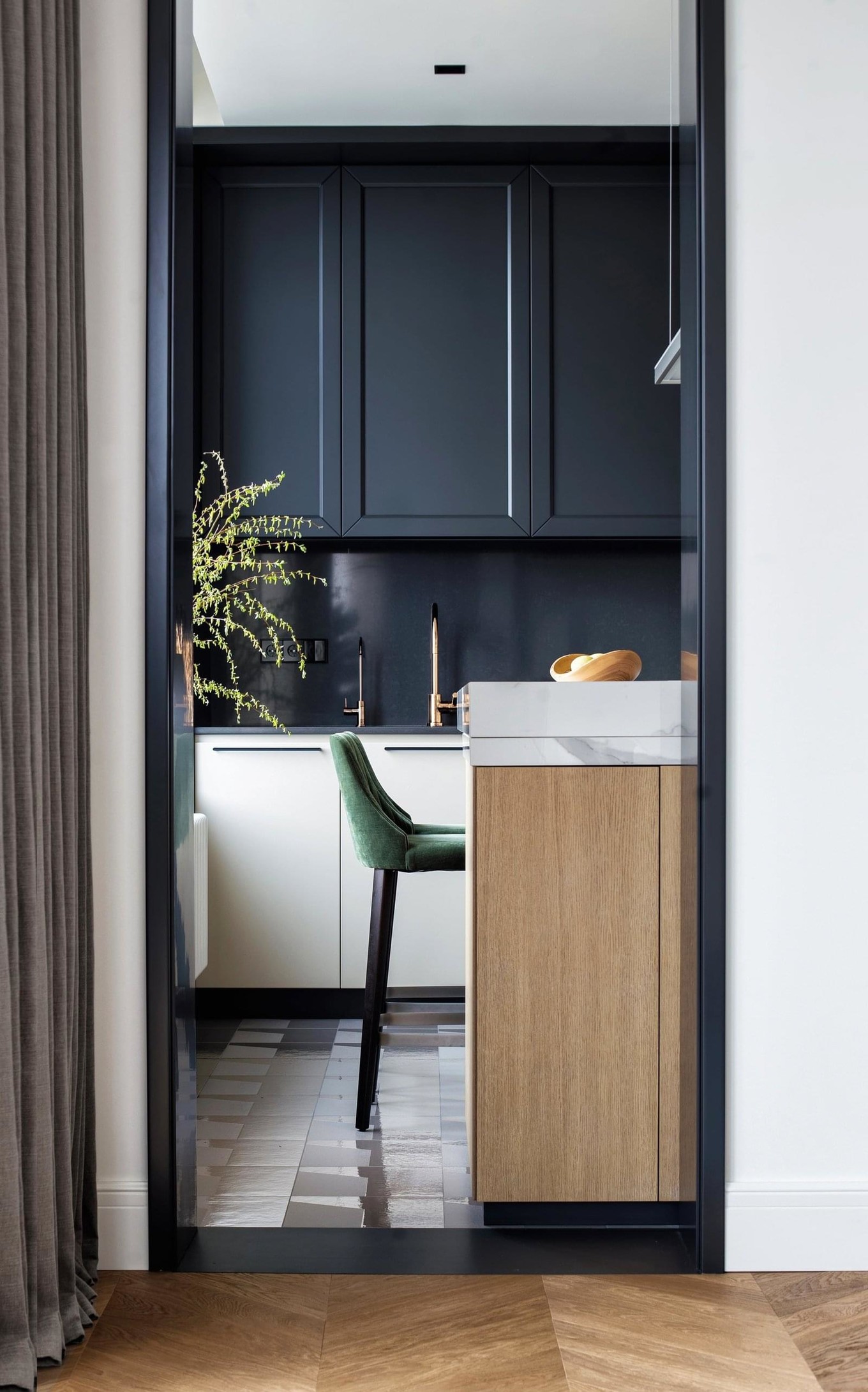 Интерьер квартиры для молодой женщины Интерьер квартиры для молодой женщины