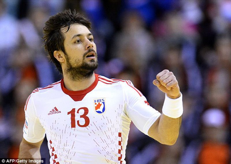 Заметки на теле: неожиданные татуировки олимпийских спортсменов Заметки на теле: неожиданные татуировки олимпийских спортсменов