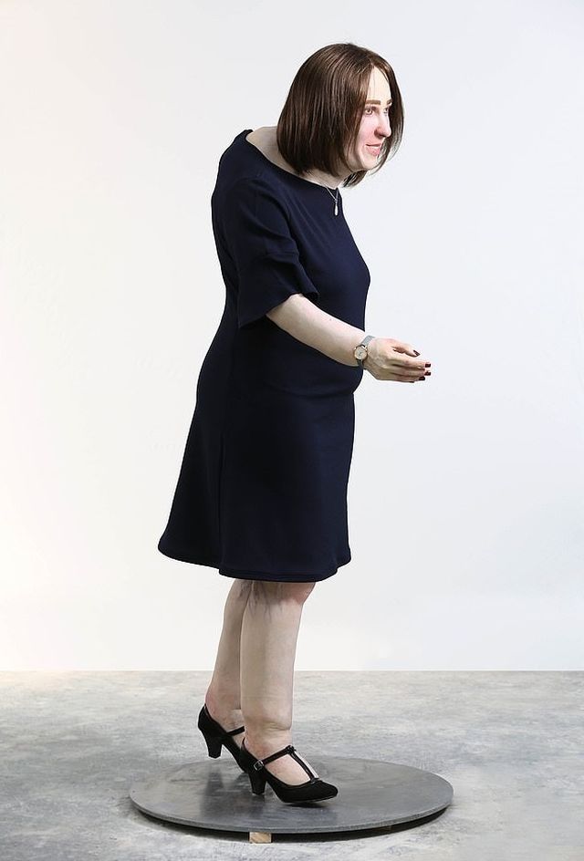 Группа ученых показала, как будет выглядеть офисный сотрудник через 20 лет