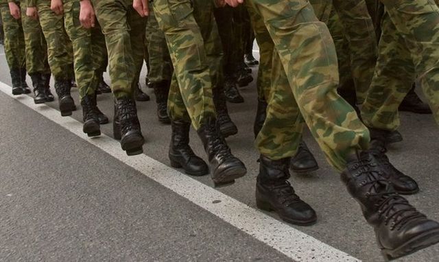 В поселке Горный Забайкальского края срочник расстрелял сослуживцев из-за нервного срыва