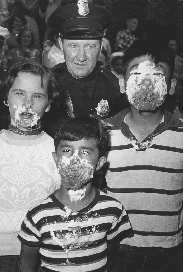 История конкурсов по скоростному поеданию пищи История конкурсов по скоростному поеданию пищи