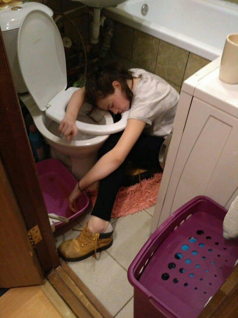 Забавы молодых: пьянки, гулянки, вписки