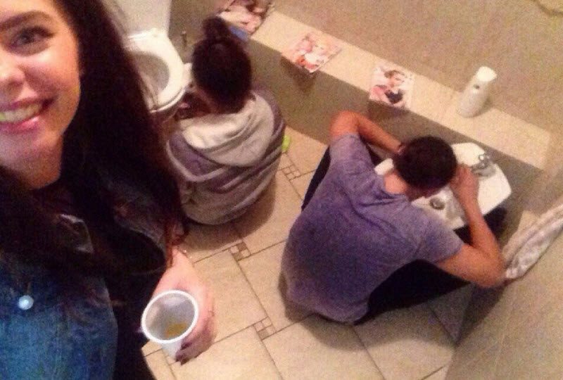 Забавы молодых: пьянки, гулянки, вписки