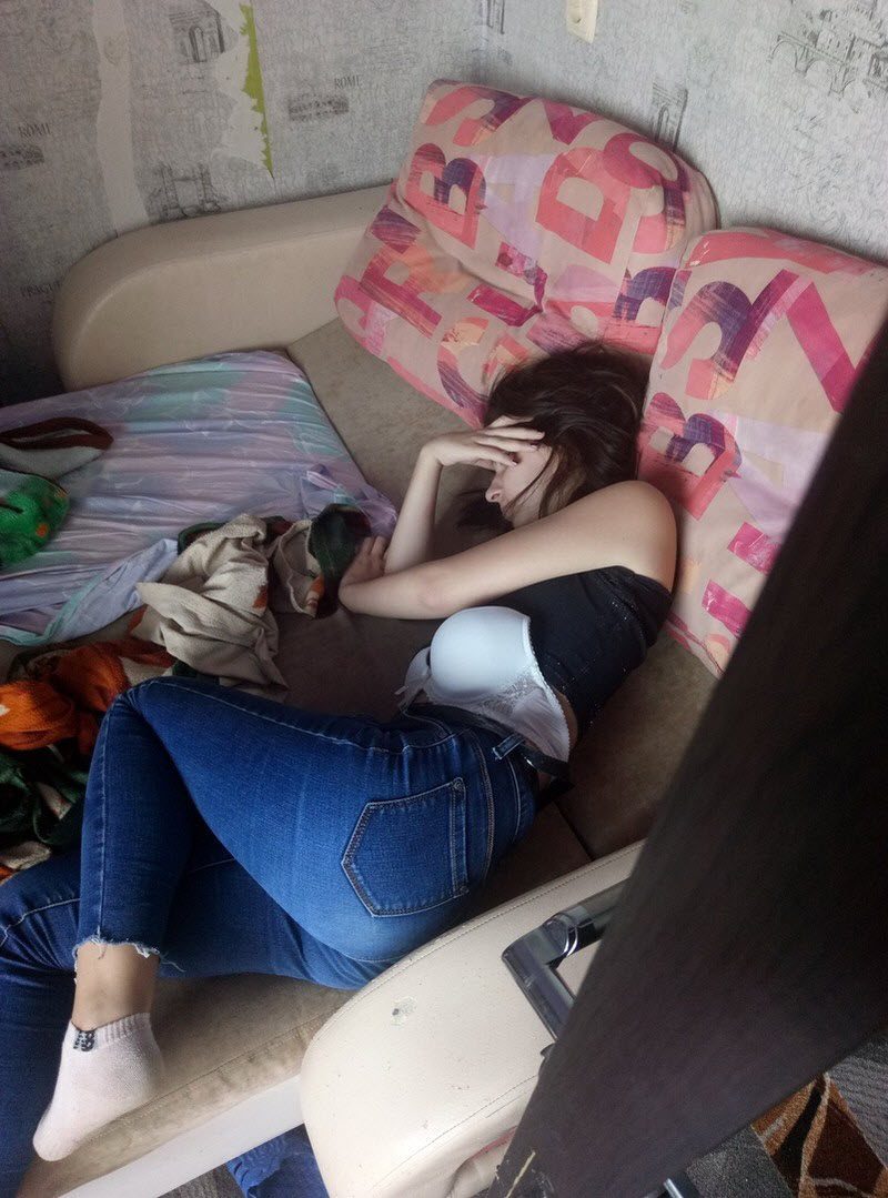 Забавы молодых: пьянки, гулянки, вписки