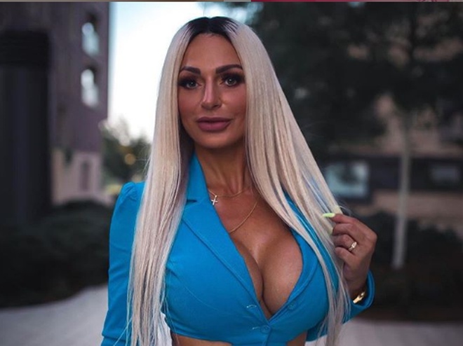 Надин Керастас: модель-бодибилдерша, которая за один пост в Instagram зарабатывает до 160 000