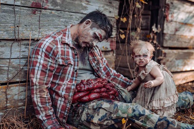 Стремная фотосессия веселой семейки