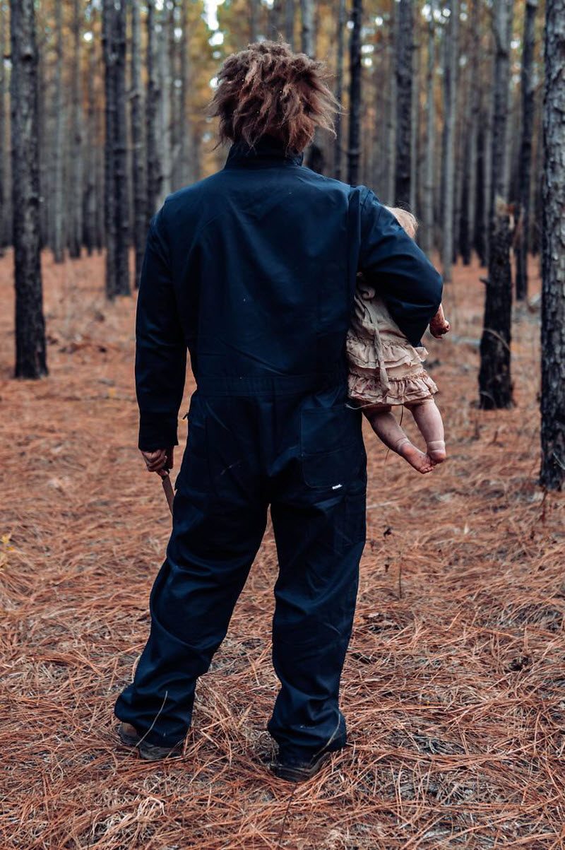 Стремная фотосессия веселой семейки