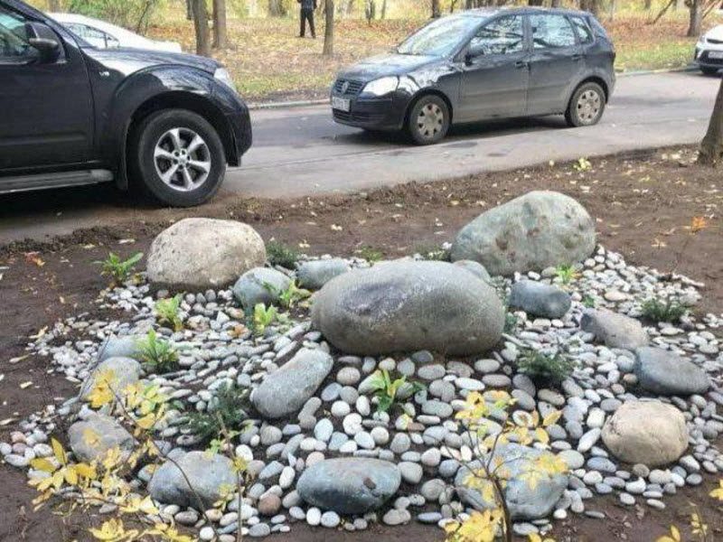 Не альпийские горки, а каменные кучи по 117 тыс рублей