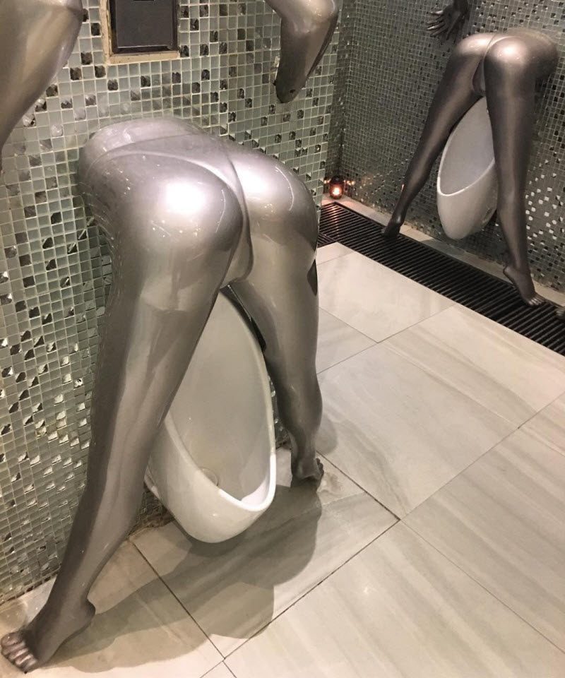 Подборка странных и сюрреалистических туалетов