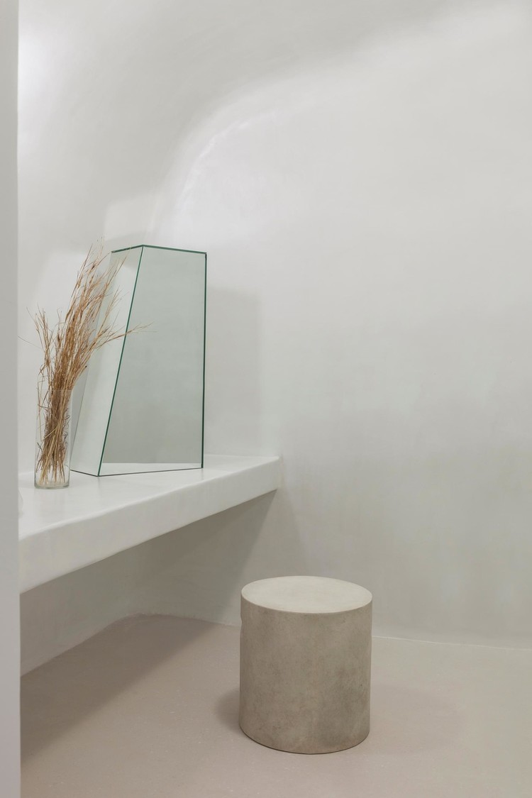 Интерьер дома для отдыха на острове Санторини Интерьер дома для отдыха на острове Санторини