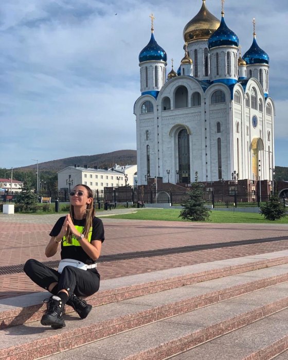 Бузову снова любят!