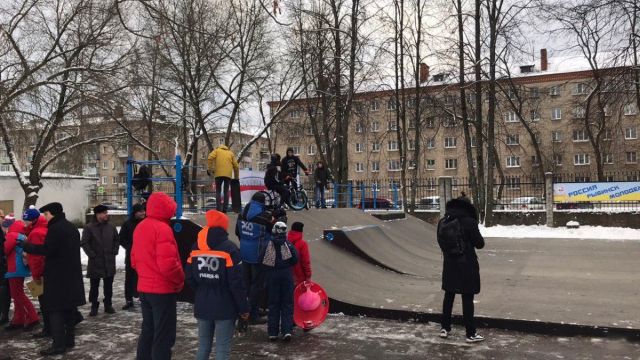 Странное и торжественное открытие  скейт-площадки в Рыбинске