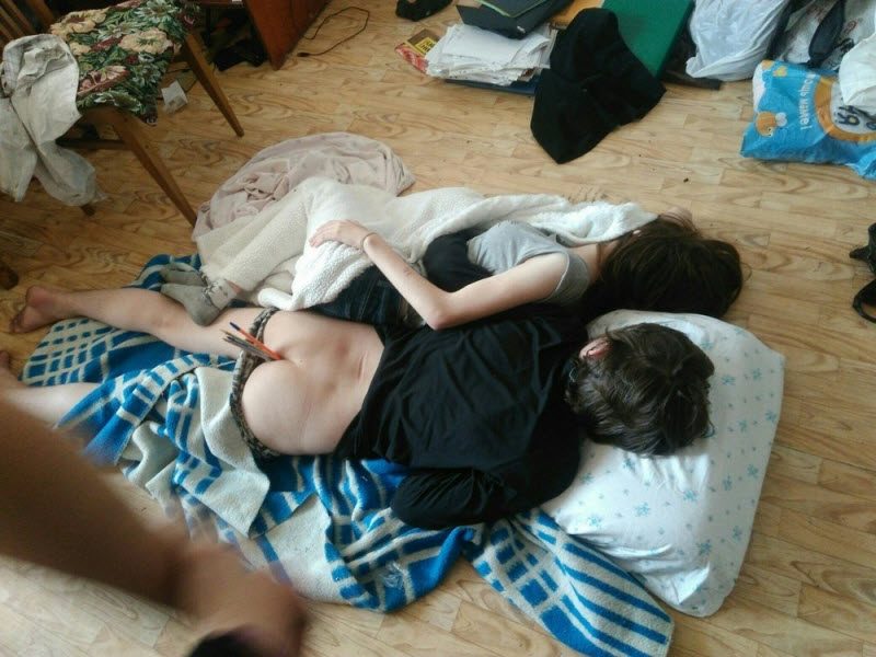Забавы молодых: пьянки, гулянки, вписки