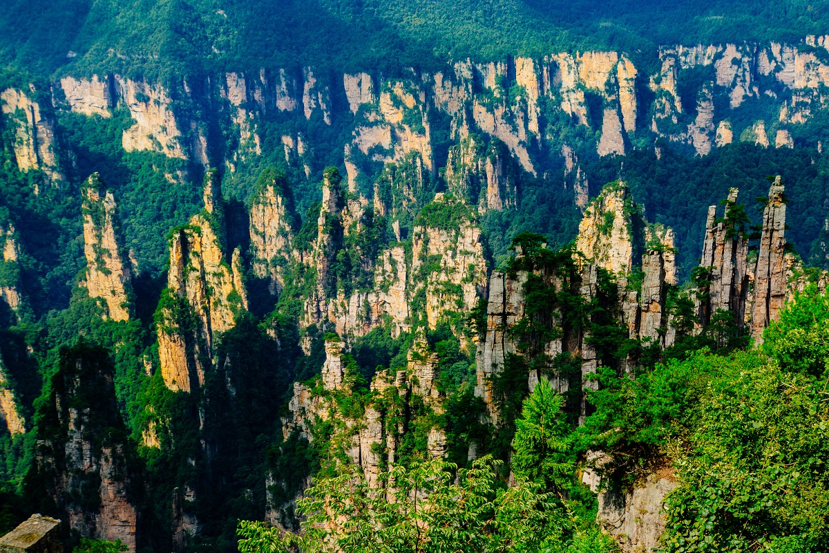 Великая китайская стена цинхай. Озеро юэяцюань, китай. Описание китайской стены. Великая китайская стена туризм. Почему мне хочется побывать в китае.