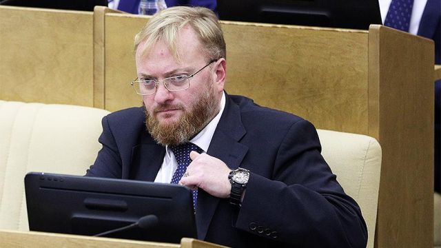 Виталий Милонов решил объединится с коммунистами и избавиться от тела Ленина