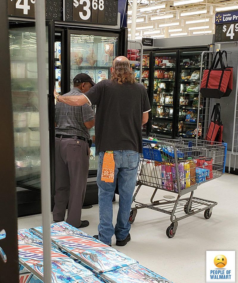 Экстравагантные покупатели Walmart