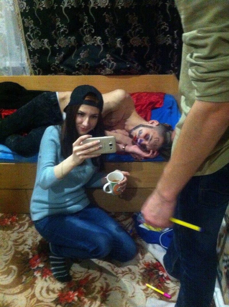 Забавы молодых: пьянки, гулянки, вписки