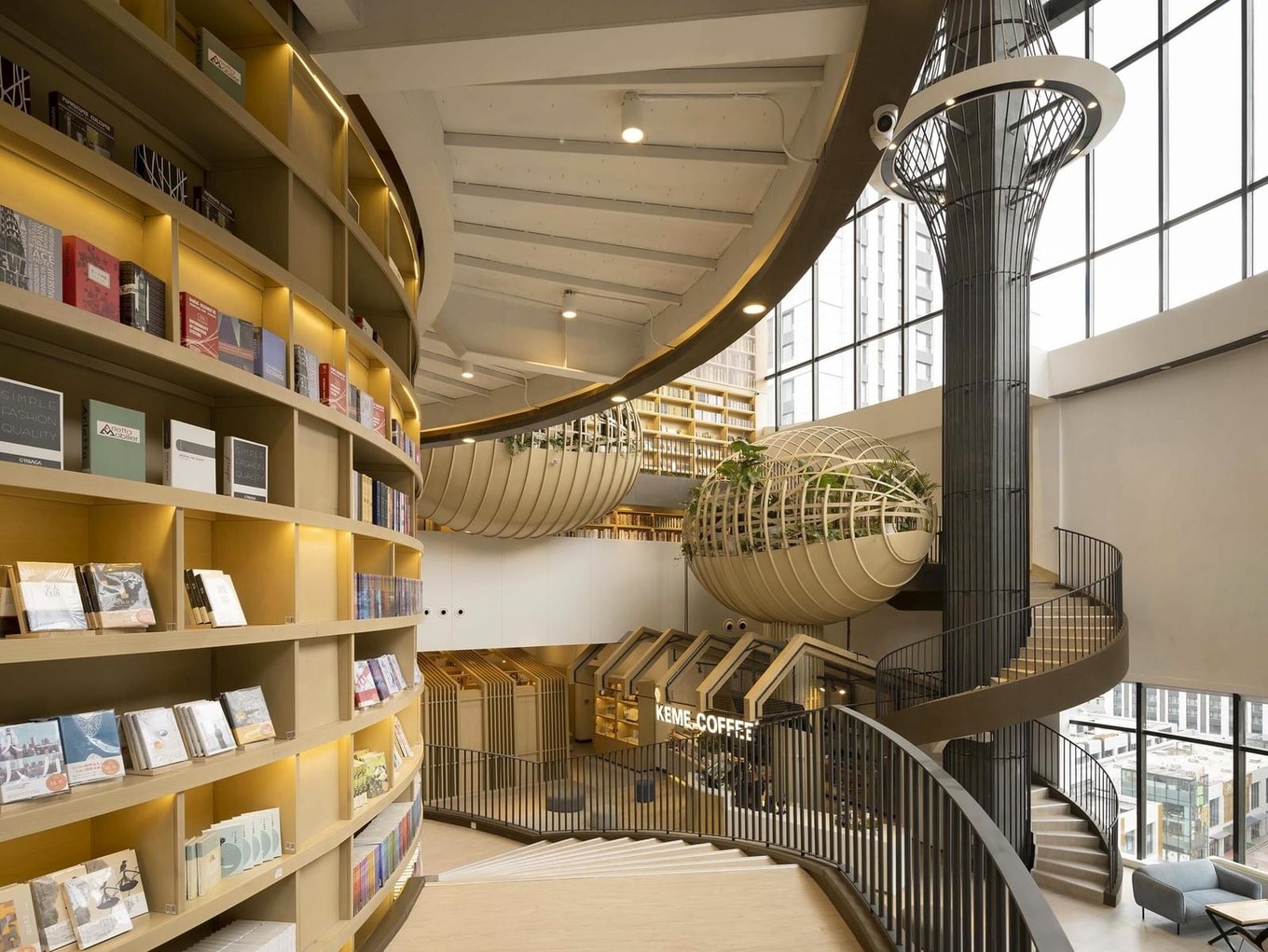 Необычный интерьер книжного магазина M.I. Bookstore в Китае