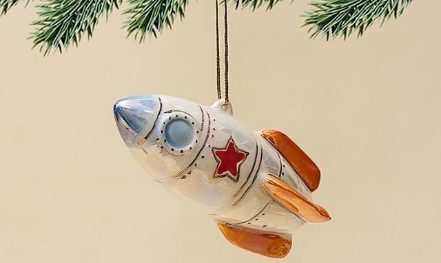 "Роскосмос" выделит 17 миллионов рублей на новогодние подарки