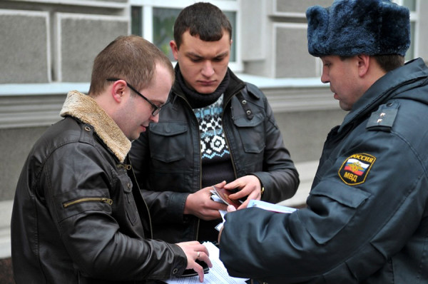 Как вести себя при проверке телефона сотрудниками полиции