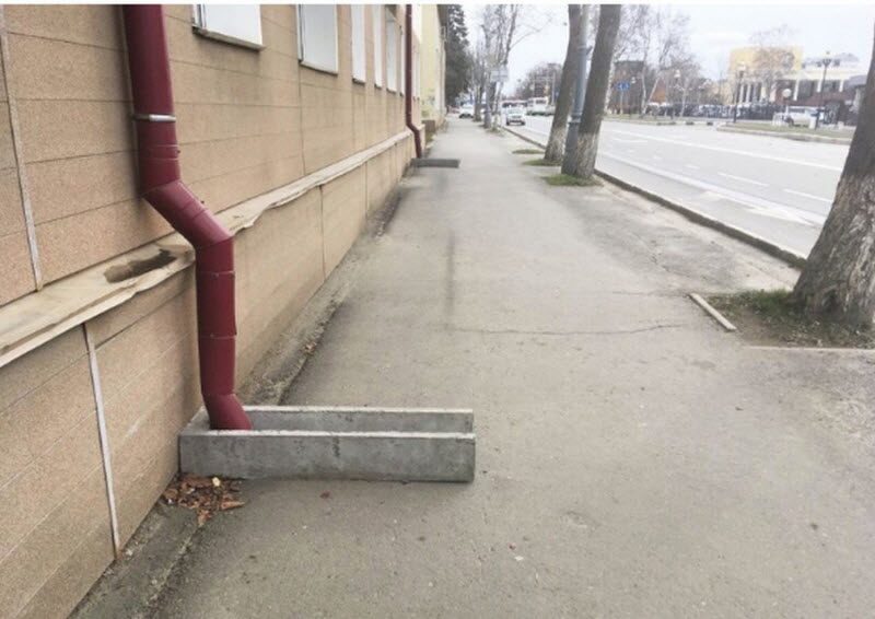 Как коммунальщики не дают заскучать горожанам