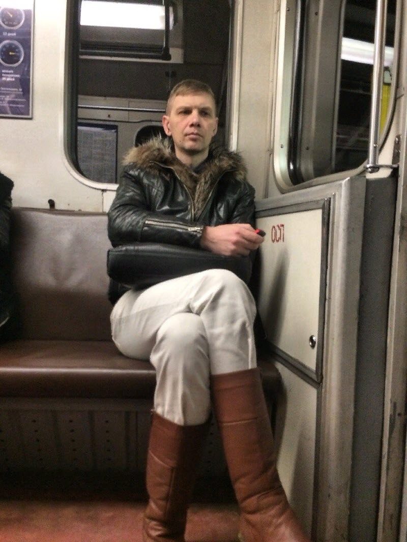 Модники из российского метрополитена