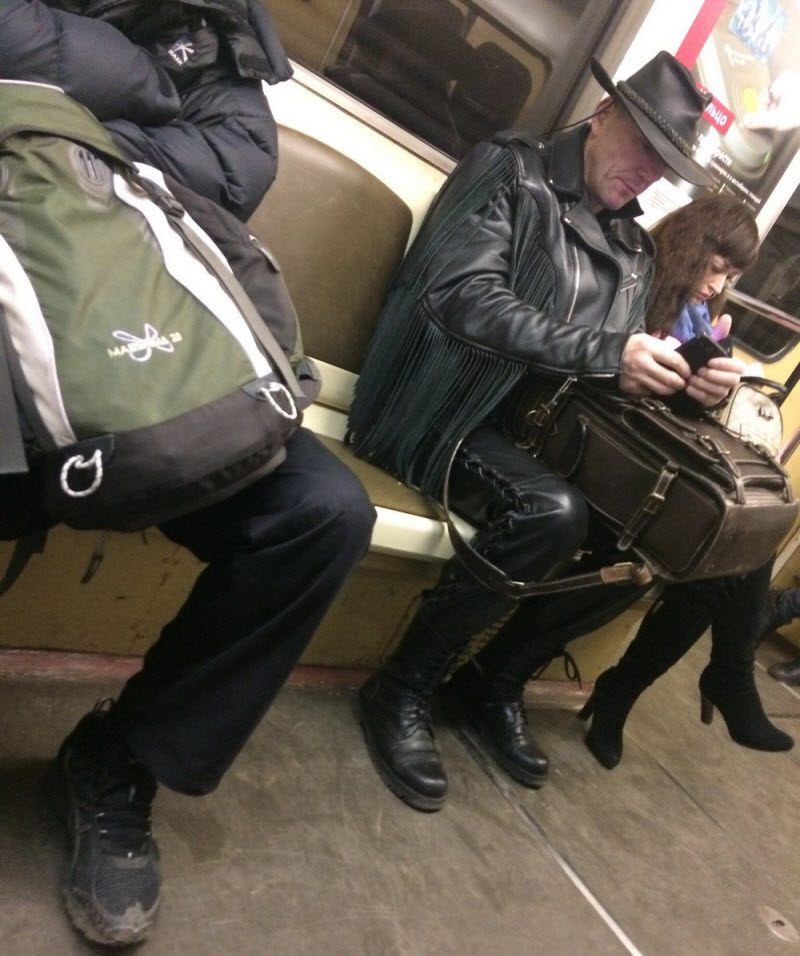 Модники из российского метрополитена
