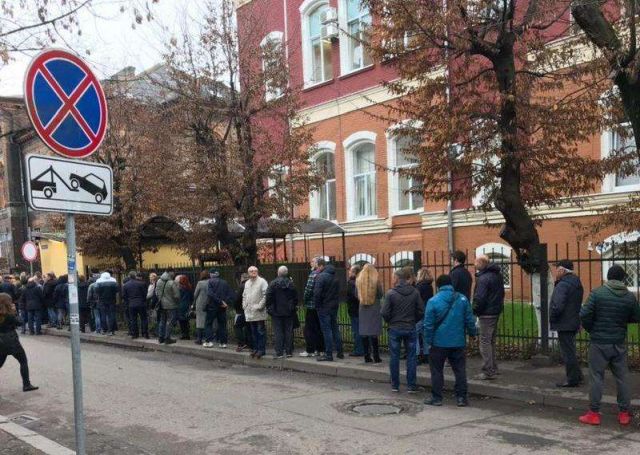 В российские наркодиспансеры выстраиваются огромные очереди