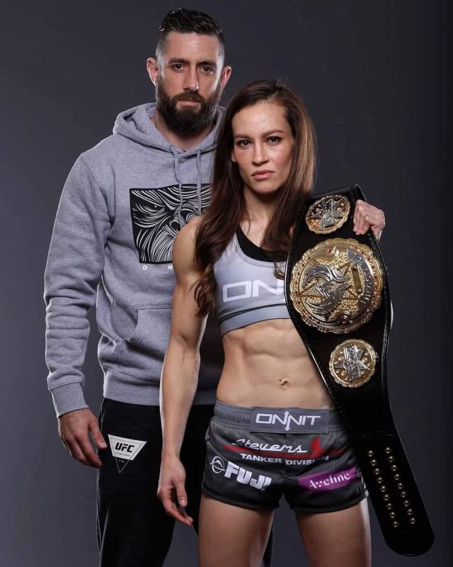 Составлен рейтинг самых привлекательных девушек-бойцов MMA
