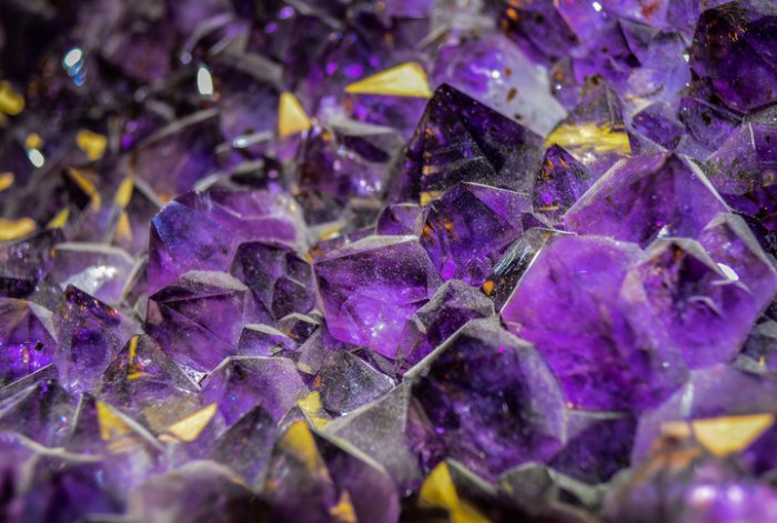 Камни-амулеты по знаку зодиака Камни-амулеты по знаку зодиака