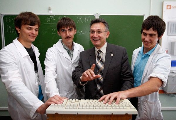 Профессии, которые лучше всего оплачиваются в России