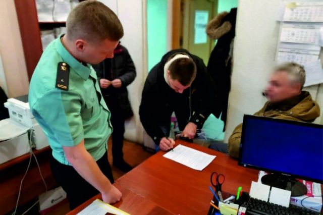 На что только не идут приставы из Екатеринбурга