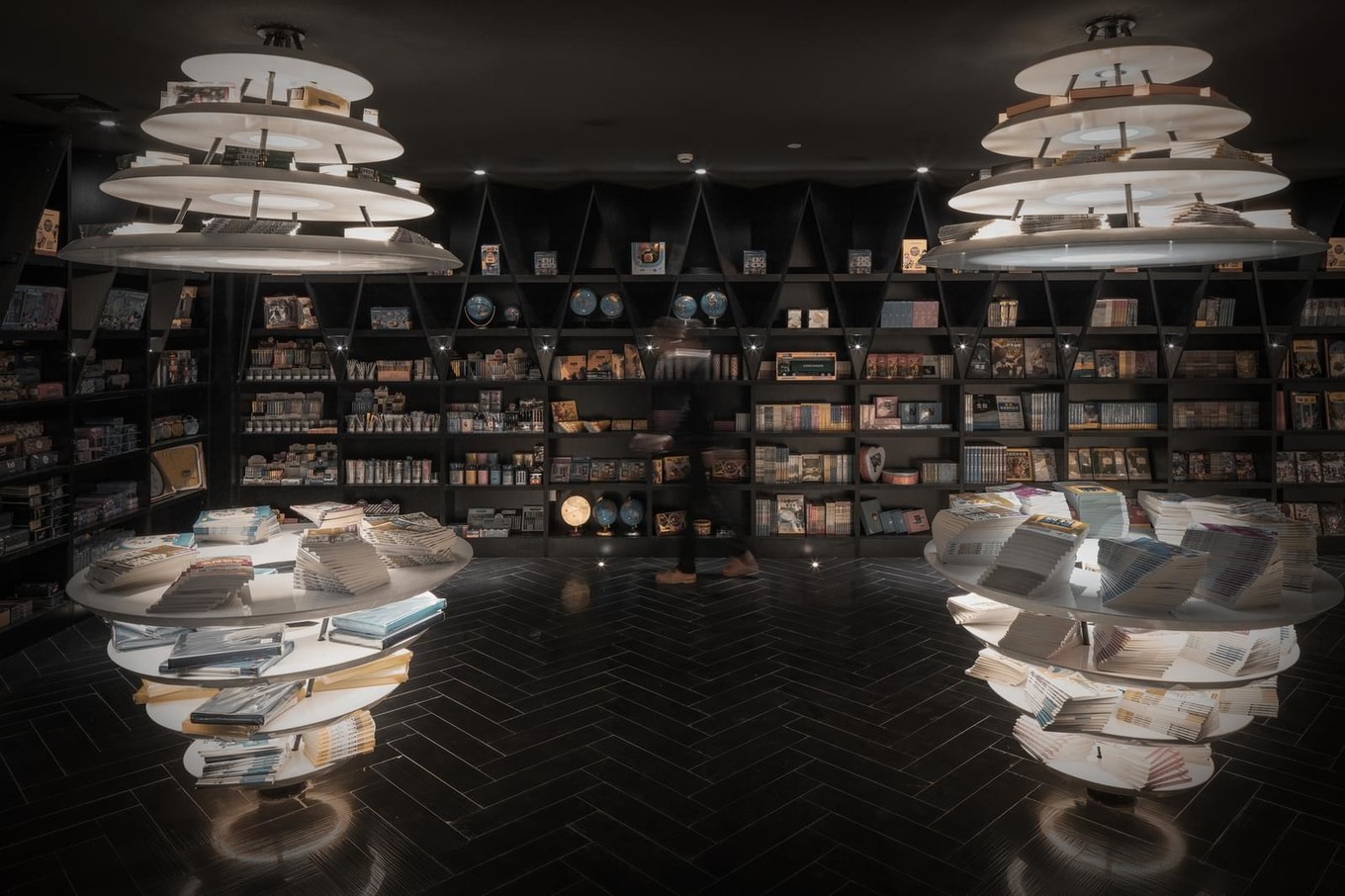 Интерьер книжного магазина в Шанхае