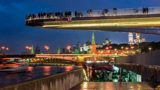 Госдуме предложили раздать людям 1 трлн рублей просто так Госдуме предложили раздать людям 1 трлн рублей просто так