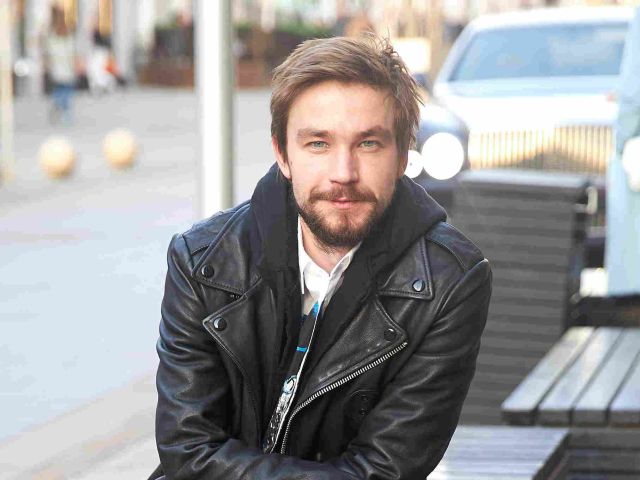 Актер Александр Петров: "Женщины любят, когда к ним пристают" Актер Александр Петров: "Женщины любят, когда к ним пристают"